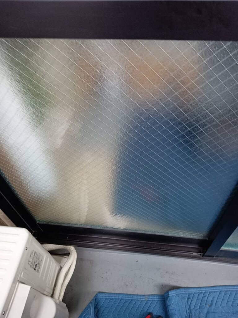 網入りガラス交換後