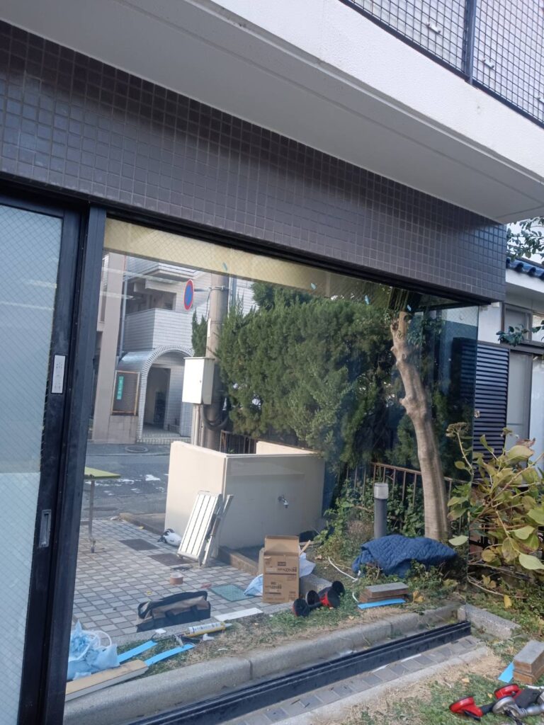 http://glass-madomado.jp/wp-content/uploads/2025/04/1734350046717-768x1024.jpg