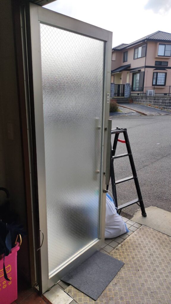 店舗ドアガラス交換後