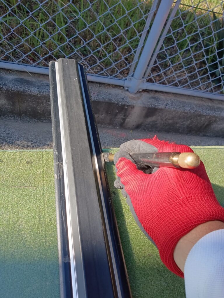 下関市 ガラス現地カット作業