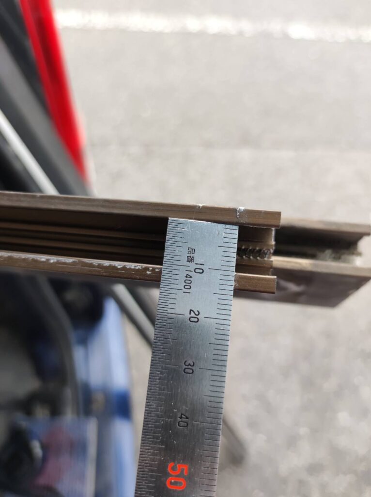 ガラス溝開口を測る