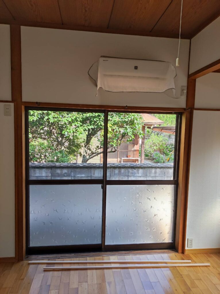 宇部市で内窓を取り付ける前の既存窓