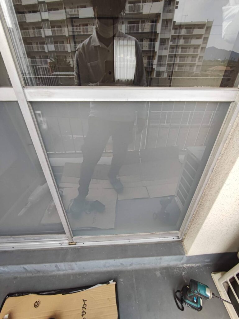 すりガラス交換